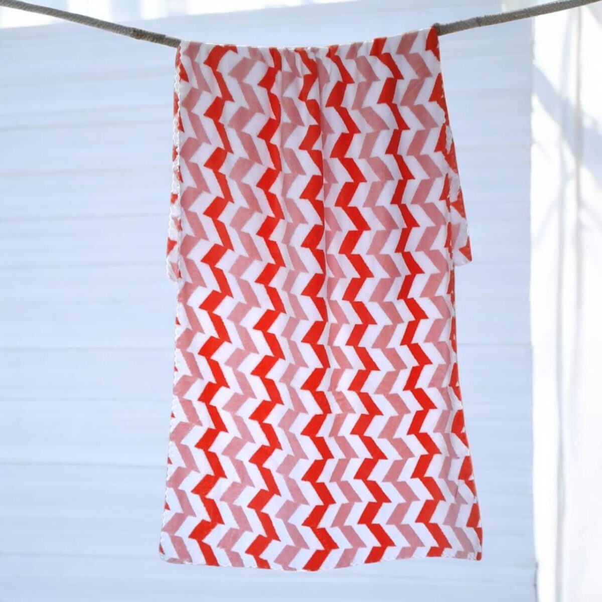 Chevron Pattern Absorbent Bathing Towel - Image 2