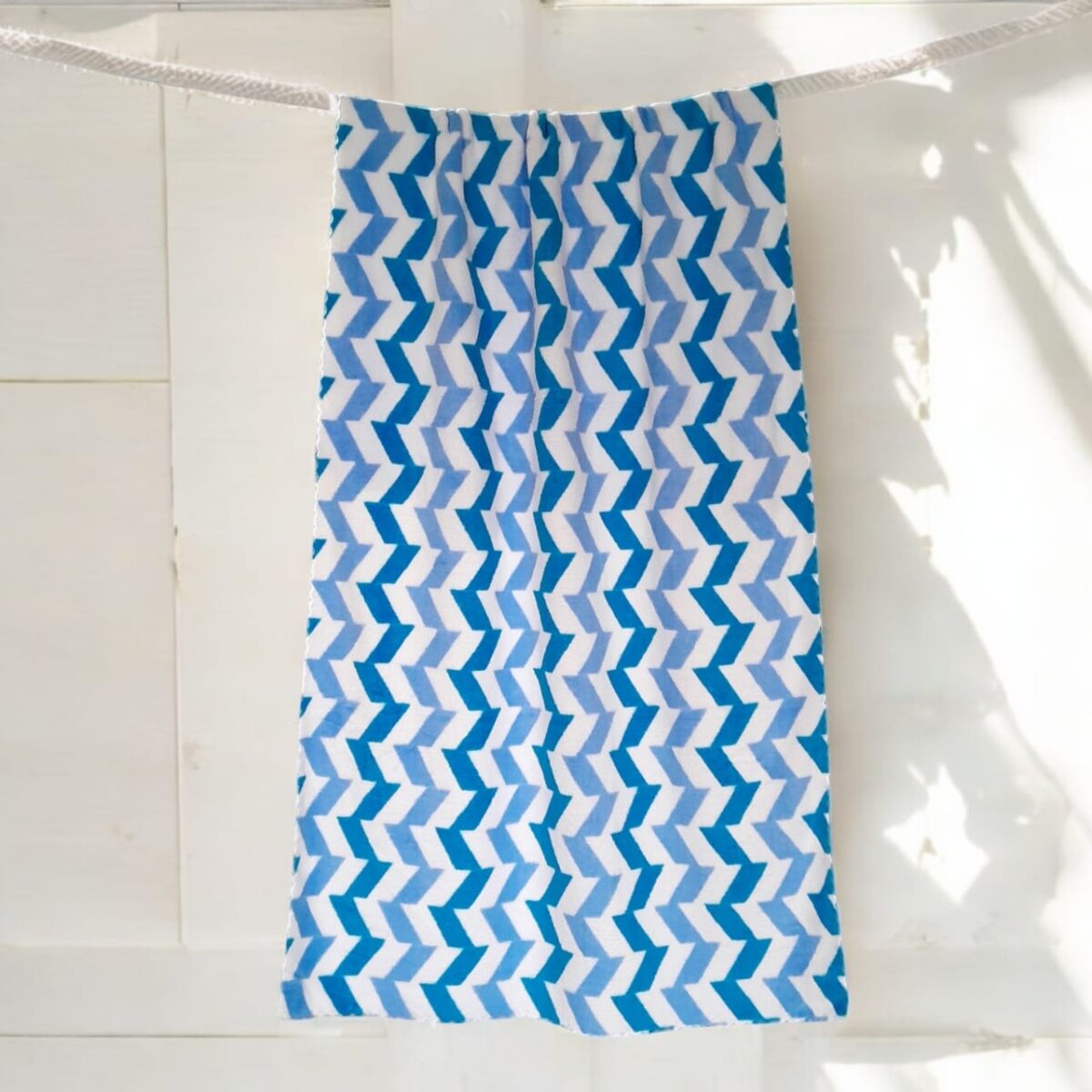 Chevron Pattern Absorbent Bathing Towel - Image 5
