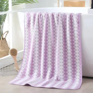 Diamond Patterned Soft Bathing Towel